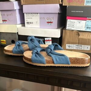 NIB SUN STONE ASTRIID DENIM SANDALS